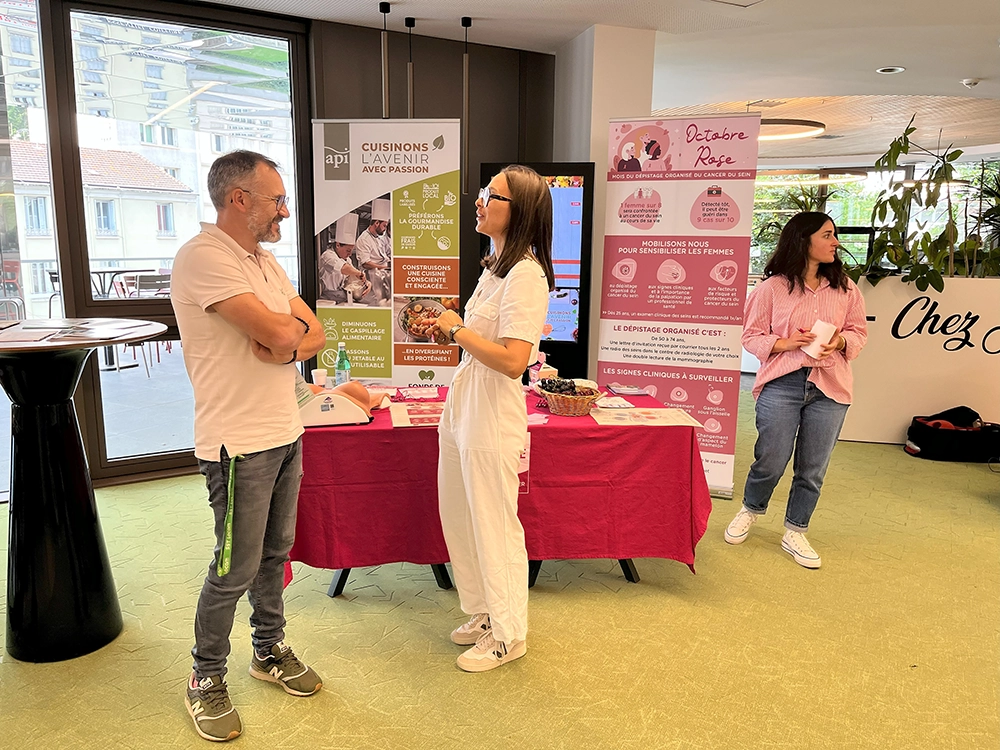 Du temps de midi dans un lieu de passage pour une prévention efficace