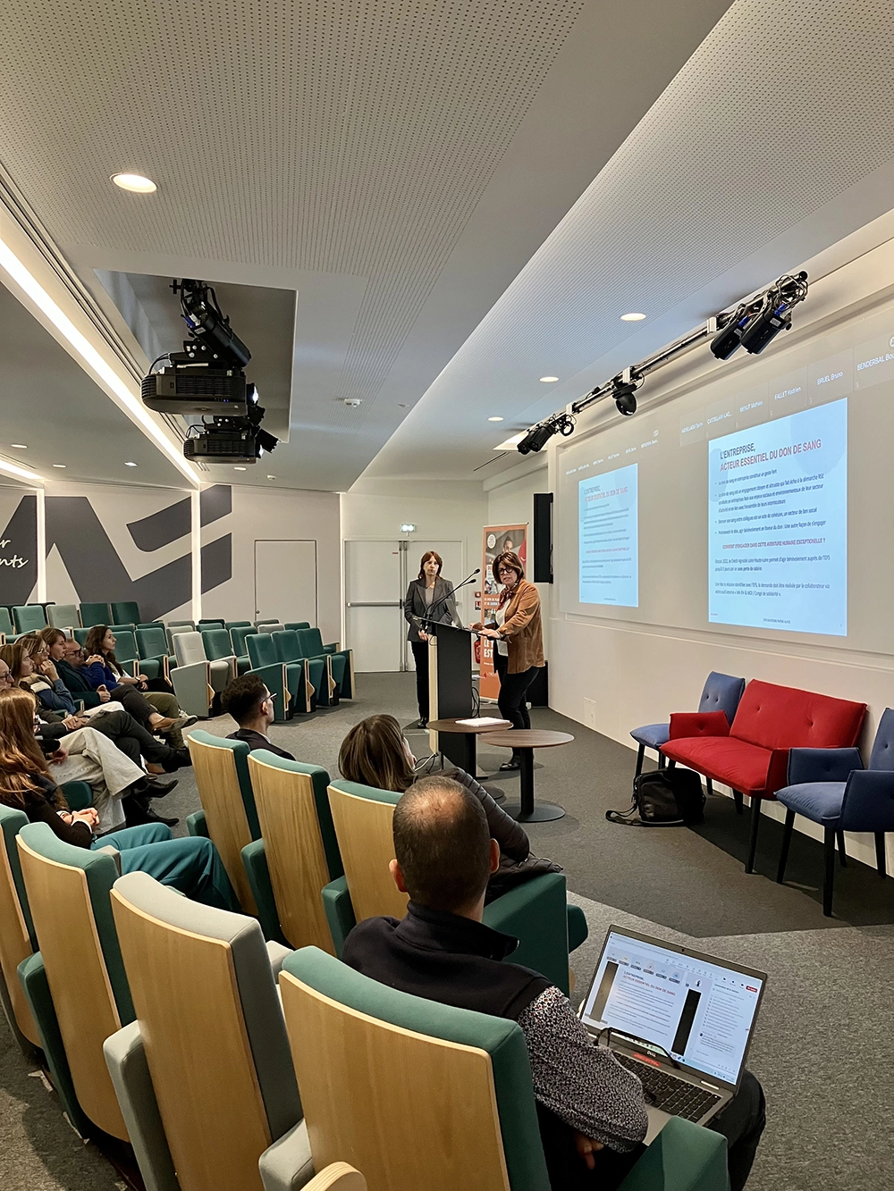 s'engager collectivement